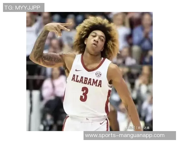 乌度卡称赞戴维森在场上决策能力期待他在球队的表现 乌度卡称赞戴维森在场上决策能力期待他在球队的表现