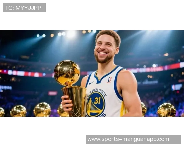 库里轻松出战16分钟贡献11分4篮板3助攻展现实力不凡