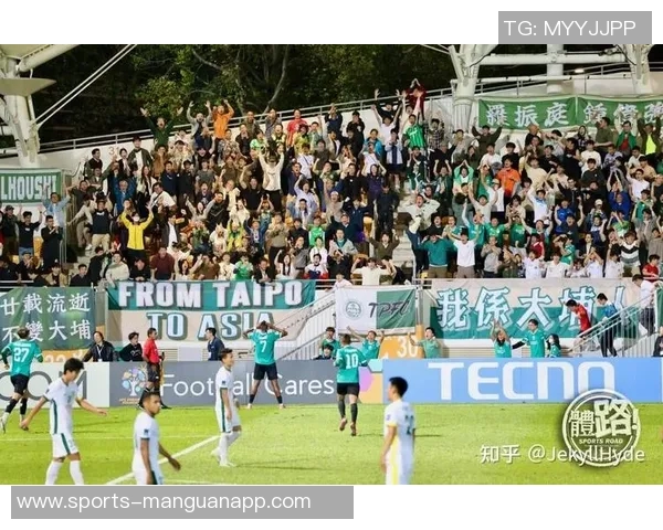 近600名国安球迷远征亚冠客场热情助威气氛火爆几乎反转主场优势 近600名国安球迷远征亚冠客场热情助威气氛火爆几乎反转主场优势